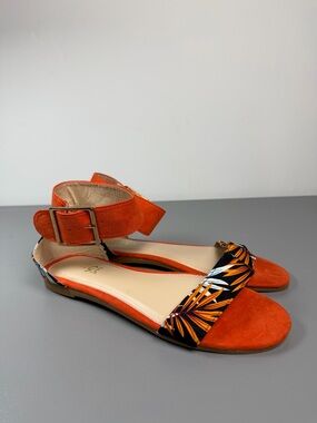 Rouge helium sandals Tropical Vibe Size 9 New